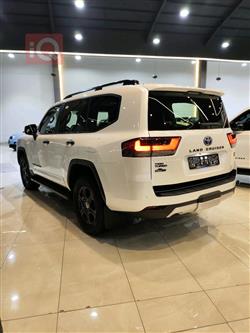 تويوتا لاندكروزر